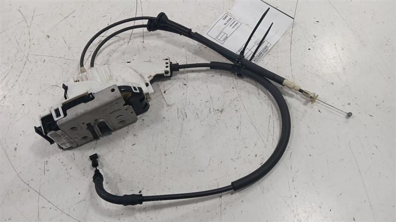 Chrysler 200 Door Latch Lock Right Passenger Rear  2015 2016 2017 OEM