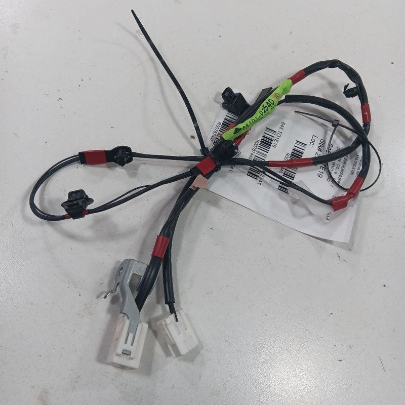 Toyota Corolla Antenna Cable {86101-02540} 2019 2018 2017