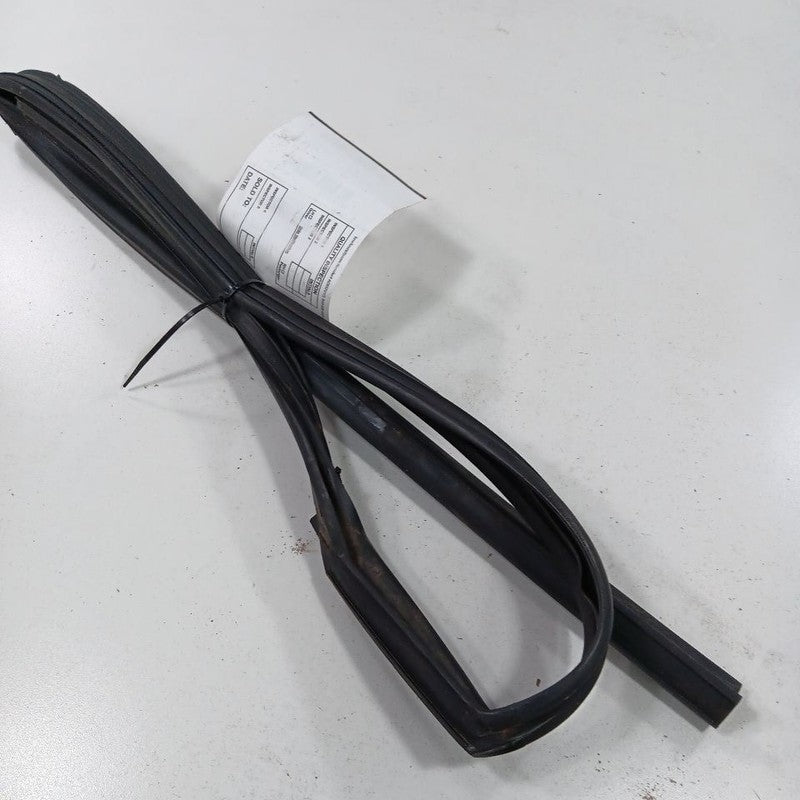 Nissan Altima Door Glass Window Seal Rubber Left Driver Rear Back  201