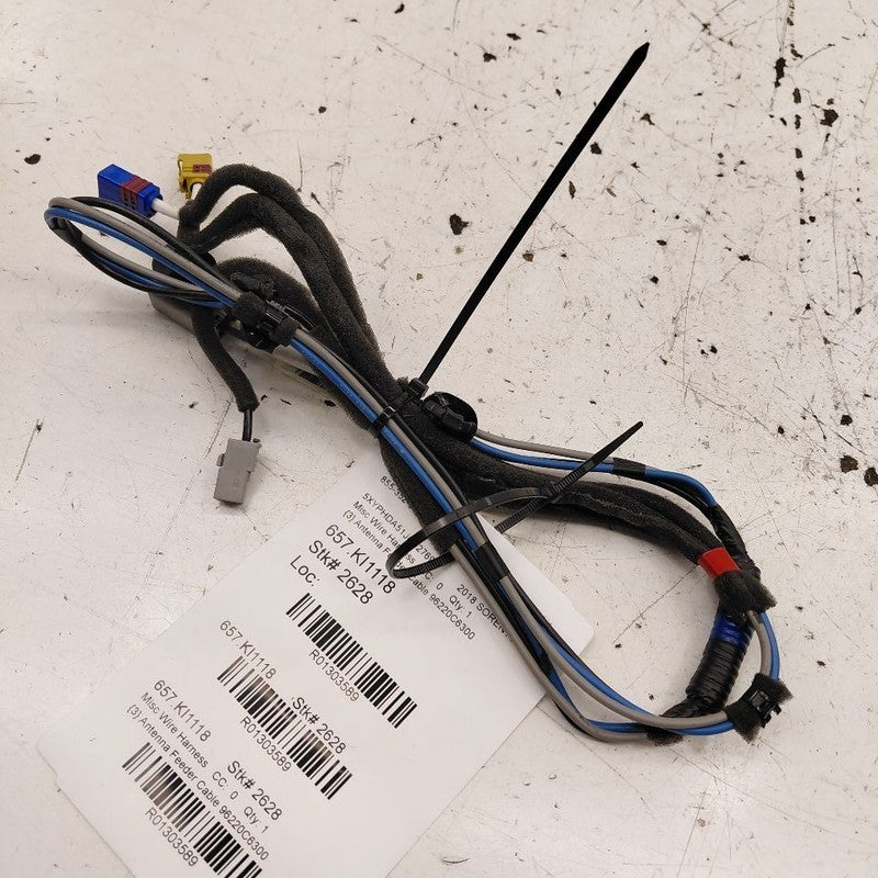 Kia Sorento Antenna Feeder Cable {96220C6300} 2018 2017 2016
