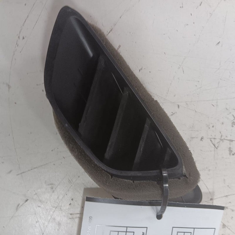 Chevy Trailblazer Defrost Vent Left Driver Side  2021 2022 2023 2024 2