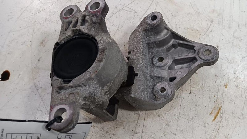 Nissan Rogue Engine Motor Mount Right Passenger 2014 2015 2016 2017 2018 2019 20