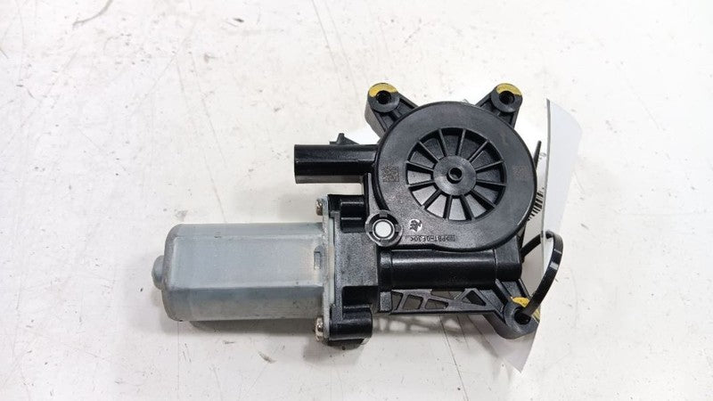 Passenger Right Power Window Motor Rear Fits 16-20 Chevy Malibu OEM