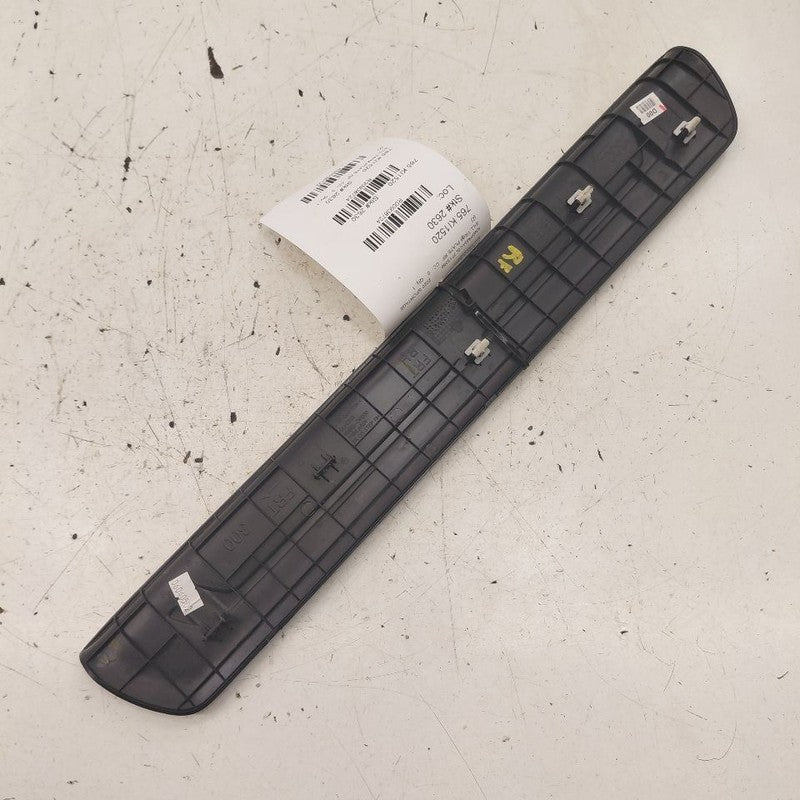 Kia Sportage Sill Trim Plate Door Jam Threshold Right Passenger Front 