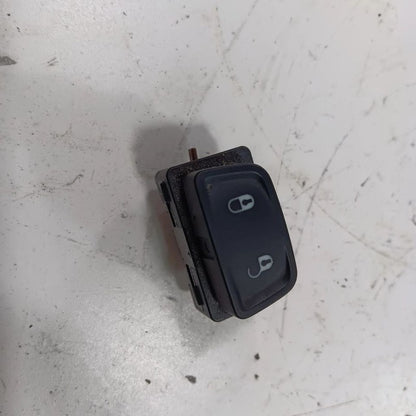 Jeep Renegade Power Door Lock Switch   2021 2020 2019