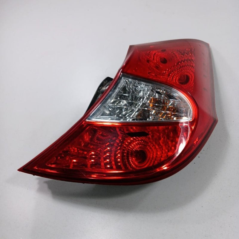 Passenger Right Tail Light Brake Lamp Qrtr Panel Mntd Hatchback Fit 12-17 Accent