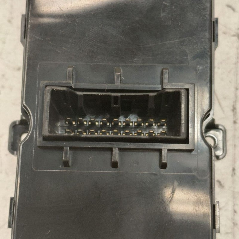 Kia Sorento Power Window Switch Right Passenger Front  2018 2017 2016