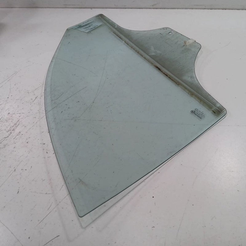 Driver Left Front Door Window Glass Fits 12-17 ACCENT