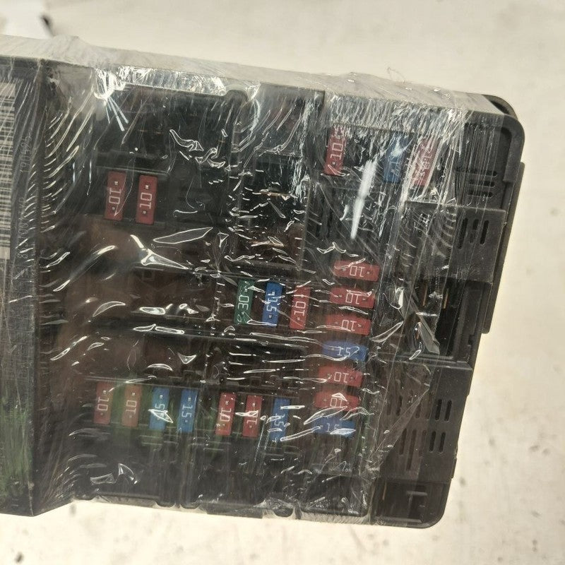 Fuse Box Engine Fits 15-24 Nissan Murano