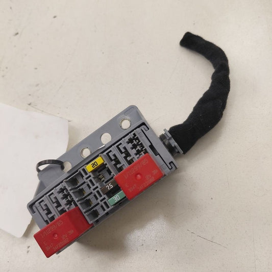 2018 Fiat 500 X Model Rear Cabin Fuse Box Interior Inner Under Dash