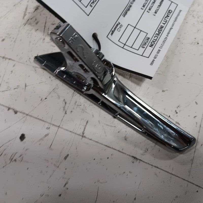 Buick Encore Door Handle Right Passenger Rear Interior Inside  2018 2019 2020