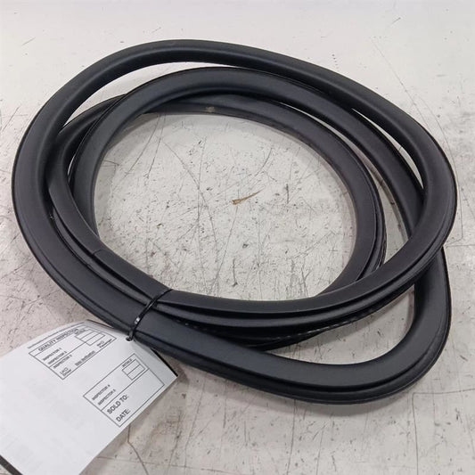 Jeep Renegade On Body Door Jamb Seal Front Right Passenger  2015 2016 2017 2018