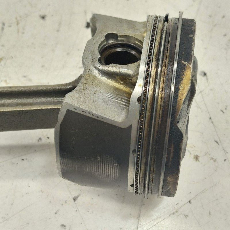 Chevy Volt Single Piston With Connecting Rod   1.5 2016 2017 2018 2019