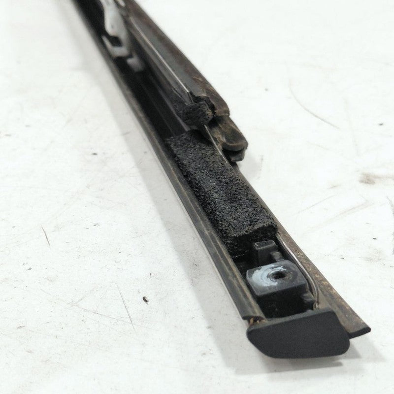 Ford Edge Door Glass Window Weather Strip Trim Front Right Passenger  