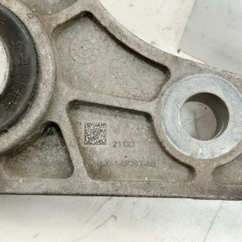 Ford Escape Rear Engine Mount Bracket  1.5 2022 2023 2024
