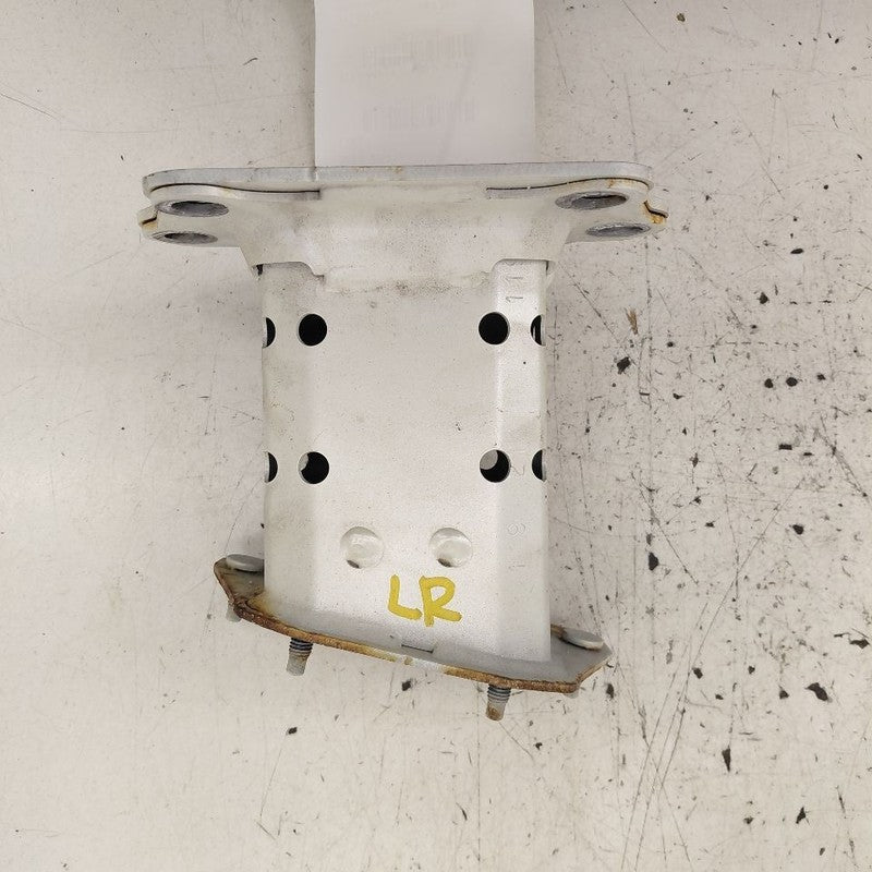 Nissan Rogue Bumper Mount Bracket Left Driver Side Rear  2021 2022 202