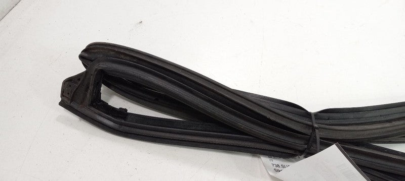 Subaru Tribeca On Door Seal Rubber Right Passenger Rear Back 2010 2011