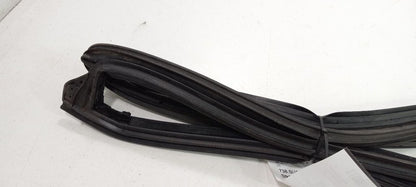 Subaru Tribeca On Door Seal Rubber Right Passenger Rear Back 2010 2011