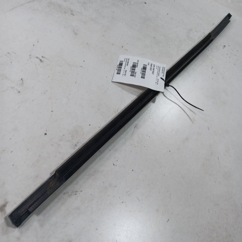 2020 ChevrolDoor Glass Window Weather Strip Trim Rear Right Passenger 
