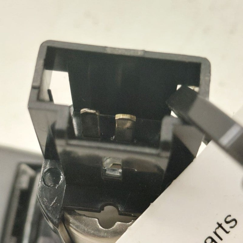 Nissan Rogue 12V Power Port Socket  2017 2018 2019 OEM