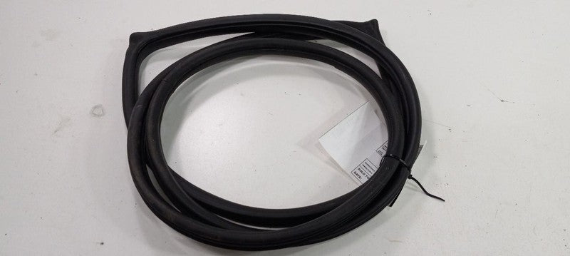 Nissan Versa On Body Door Jamb Seal Rear Left Back 2009 2010 2011 2012