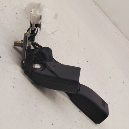 Mazda 3 Seat Belt Buckle Latch Right Passenger Rear Back  2023 2022 20