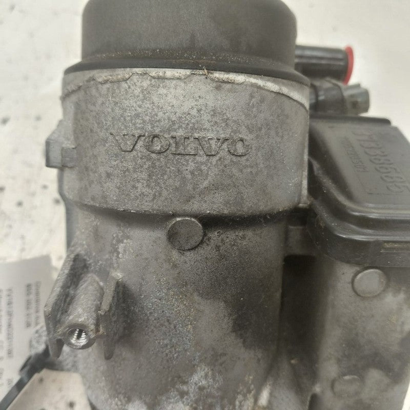 Volvo S60 Engine Oil Filter Adapter Bracket Housing Mount  2.5 2013 20
