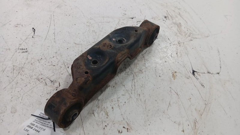 Subaru Forester Rear Carrier Mount Bracket 2017 2018 OEM