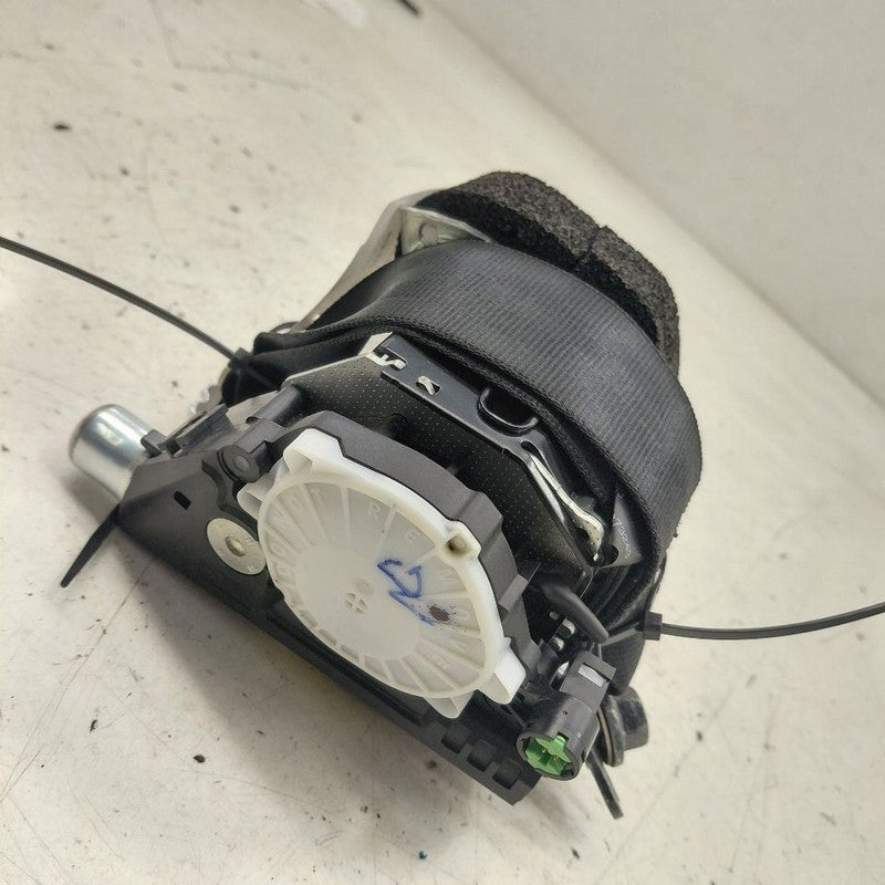 Volvo S60 Seat Belt Strap Retractor Center Middle Rear Back  2018 2017