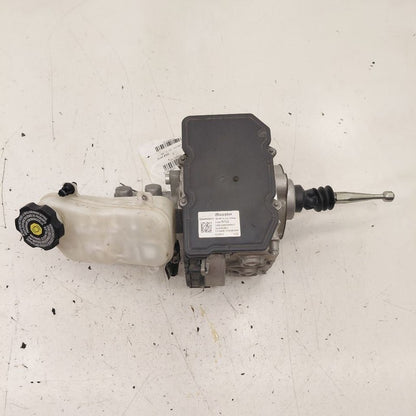 Brake Master Cylinder Fits 16-17 Chevy Volt