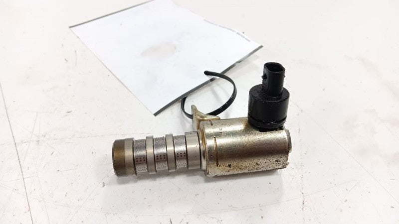 Ford Mustang Variable Timing Gear Oil Control Valve Solenoid Cylinder Head 2014 