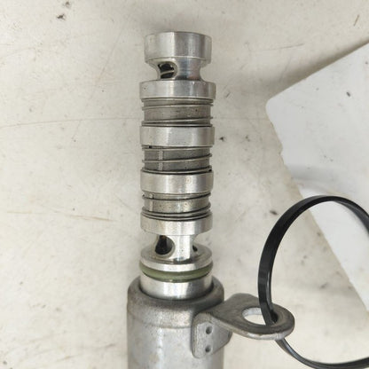 Hyundai Kona Variable Timing Gear Oil Control Valve Solenoid Cylinder 
