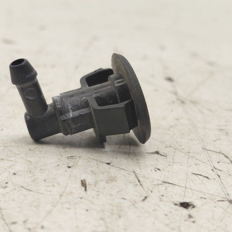 Chevy Trax Windshield Wiper Washer Fluid Hood Sprayer Nozzles  2022 20