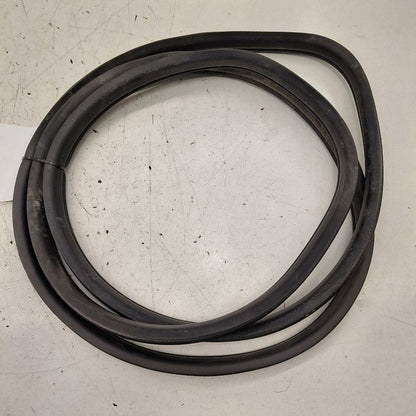 Honda Clarity On Body Door Jamb Seal Gasket Front Left Driver  2018 20