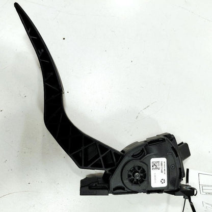 Chrysler 300 Gas Pedal  2017 2018 2019 OEM