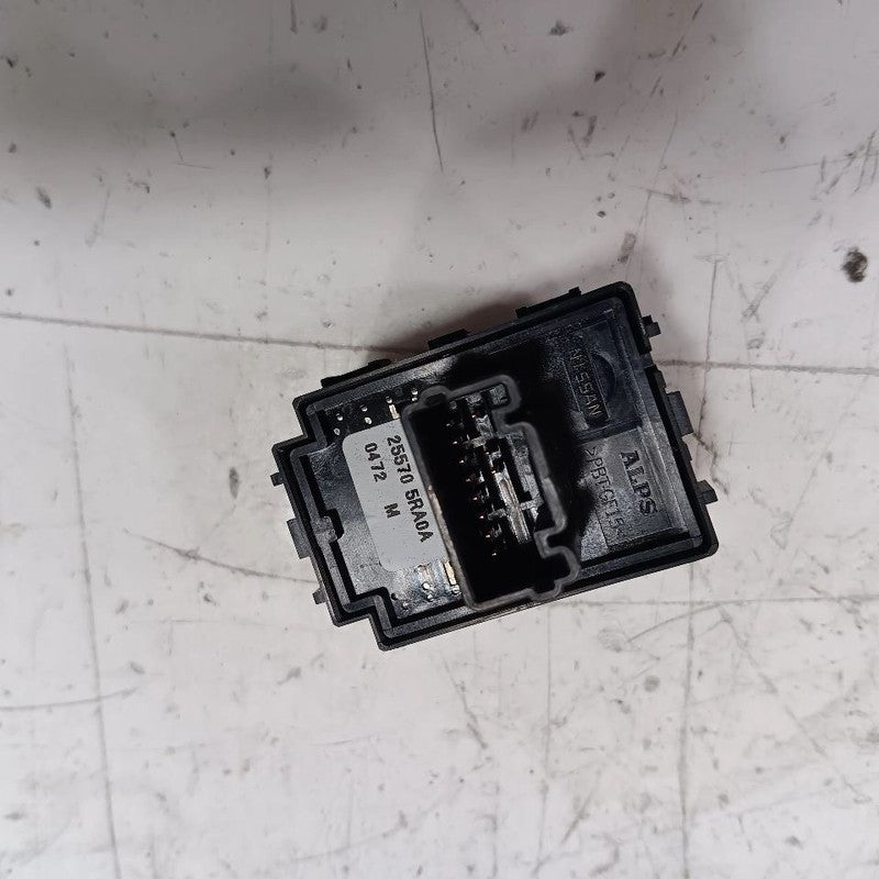 Driver's Front Door Mirror Switch Fits 18-23 Nissan Kicks