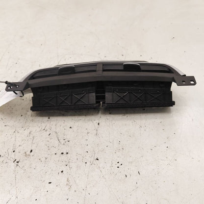 Cadillac CT6 Dash Air Vent Center Middle  2018 2017 2016