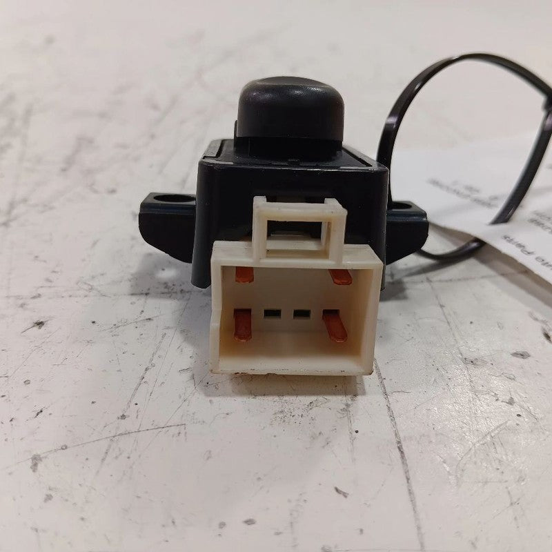 Buick Encore Passenger Right Seat Lumbar Switch  2018 2019 2020