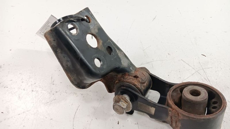 Toyota Prius Rear Engine Motor Mount    2012 2013 2014 2015 OEM