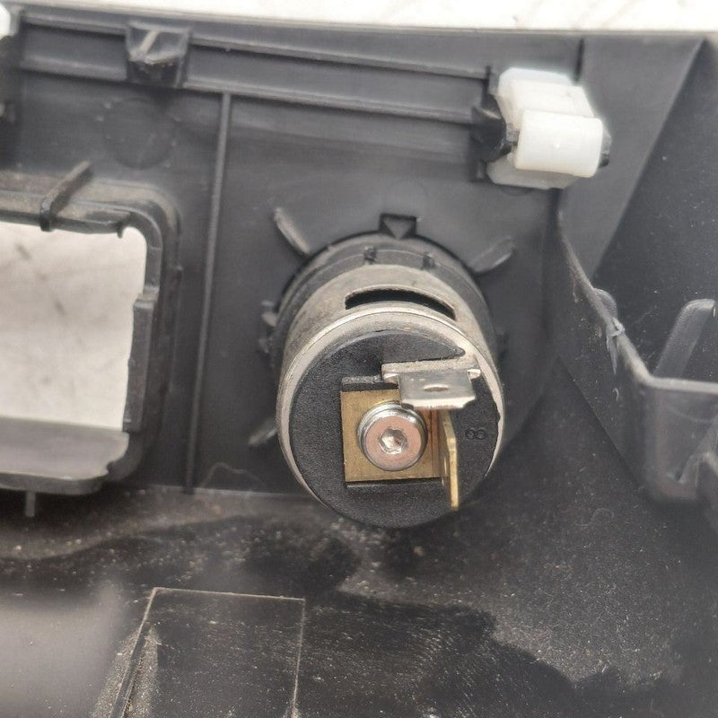 Hyundai Veloster 12V Power Port Socket  2017 2016 2015 2014
