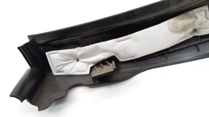 Chevy Malibu Sill Trim Plate Door Jam Threshold Right Side Rear 2014 2015