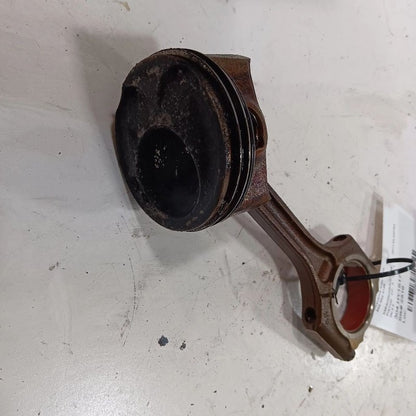 Hyundai Elantra Single Piston With Connecting Rod   2017 2016 2015 201