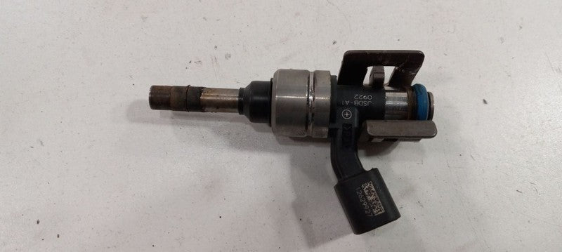 Fuel Injector 3.0L Fits 10-11 CTS OEM