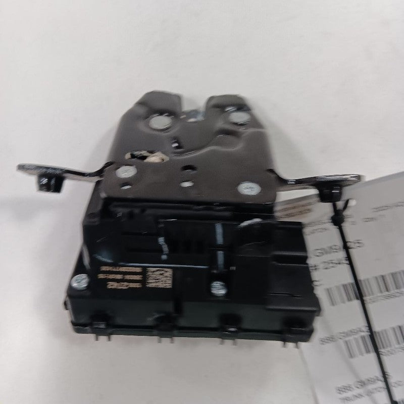 2025 GMC Acadia Trunk Latch 