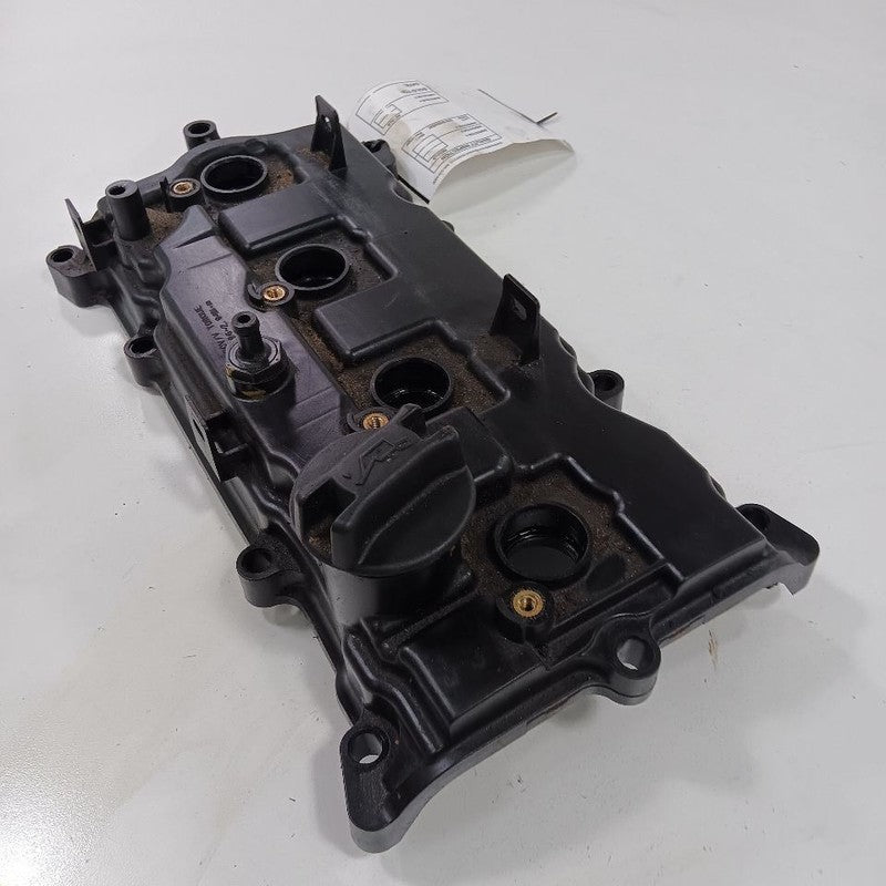 Nissan Altima Engine Cylinder Head Valve Cover  2.5L 2017 2016 OEM