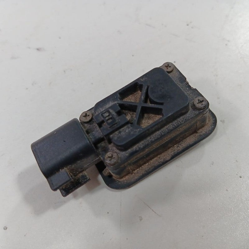 Ford Taurus Trunk Latch Release Switch Button 2019 2018 2017 2016 2015