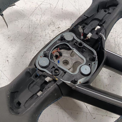 Steering Wheel non-heated w/o Adaptive Cruise Fits 22-23 Jeep Compass