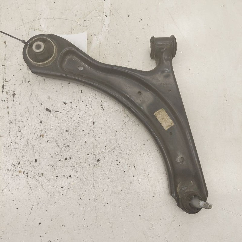 Passenger Right Front Lower Control Arm Fits 20-25 Buick Encore GX