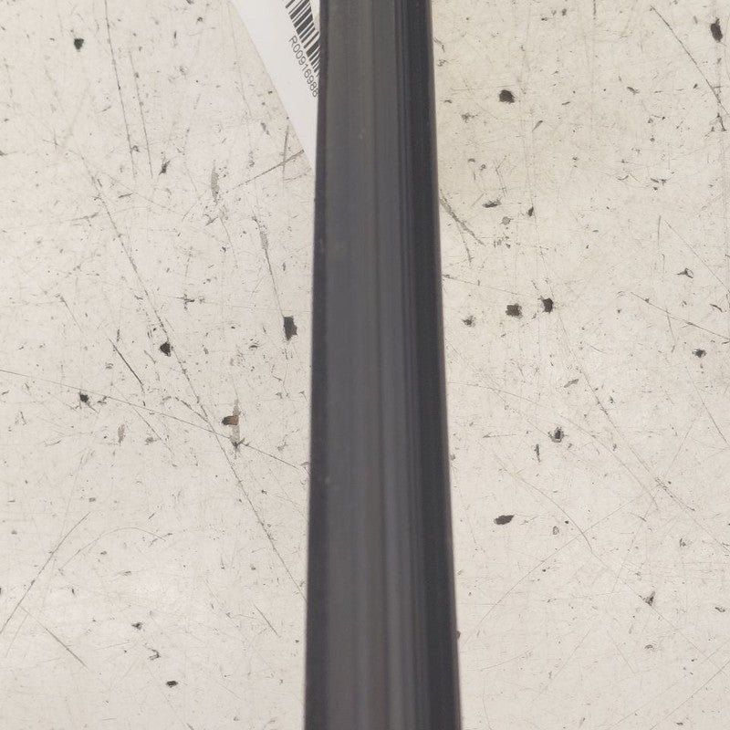 Hyundai Kona Right Rear Weather Strip Interior  2021 2020 2019