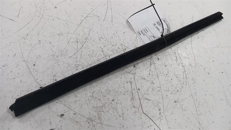 Nissan Rogue Left Rear Weather Strip Interior 2014 2015 2016 2017 2018